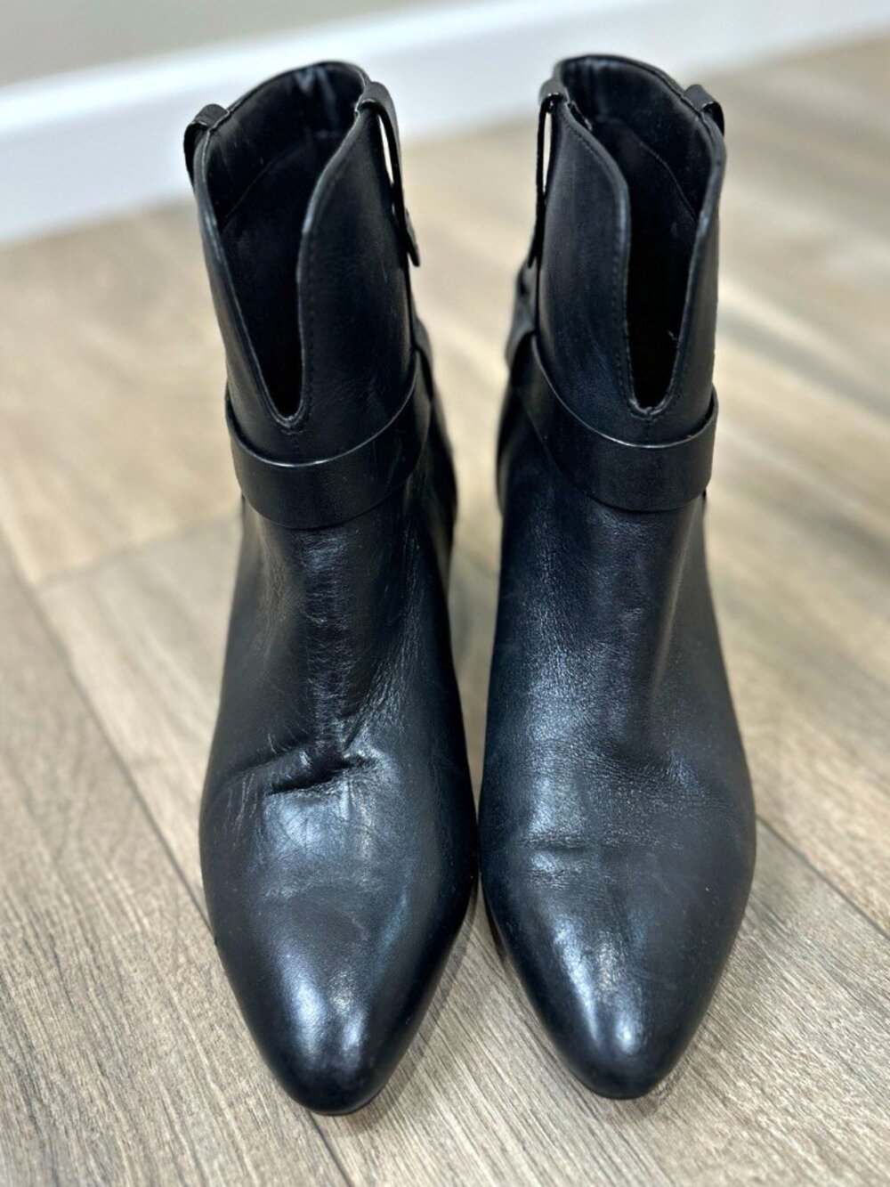 Aerosoles x Martha Stewart Hailee Black Leather Pointed Toe Ankle Boots 8.5